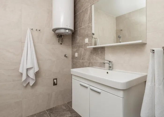 Prázdninový dům Stunning In Banjol