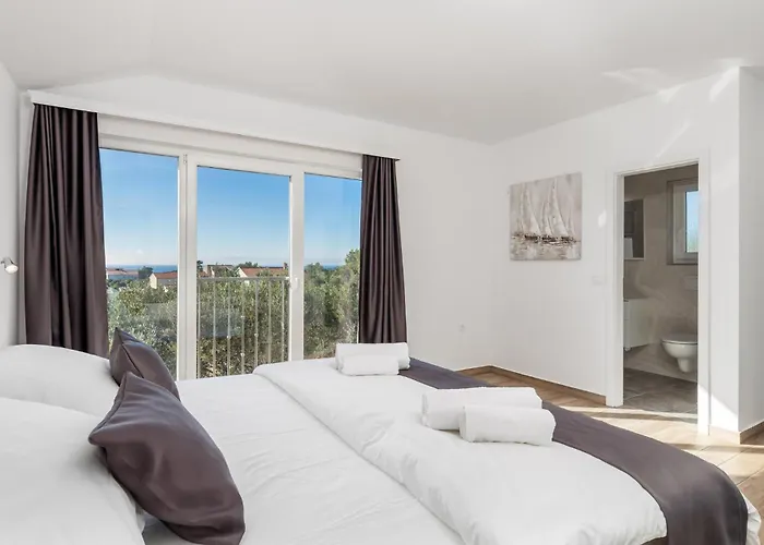 Stunning In * Banjol