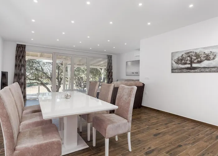 Vikendica Stunning In