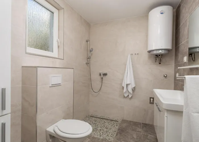 Vikendica Stunning In Banjol