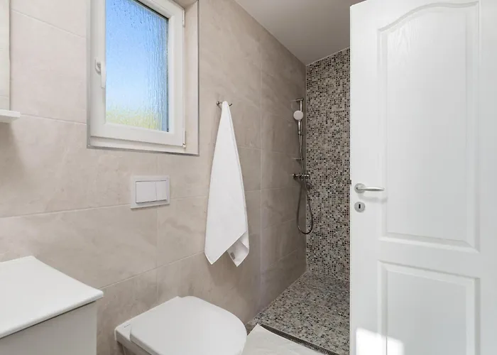 Stunning In Vikendica *